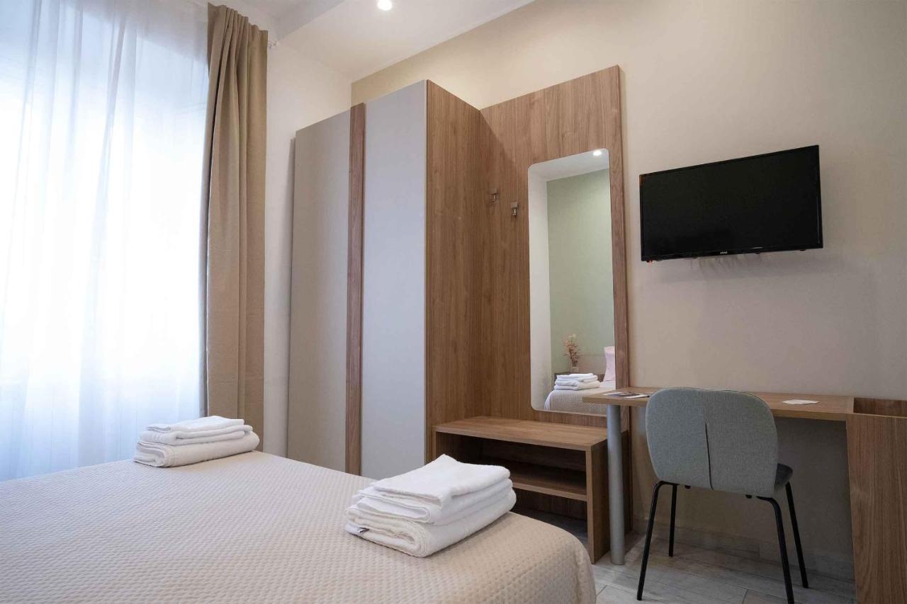 Taty Home Casa Vacanze Σαλέρνο Εξωτερικό φωτογραφία